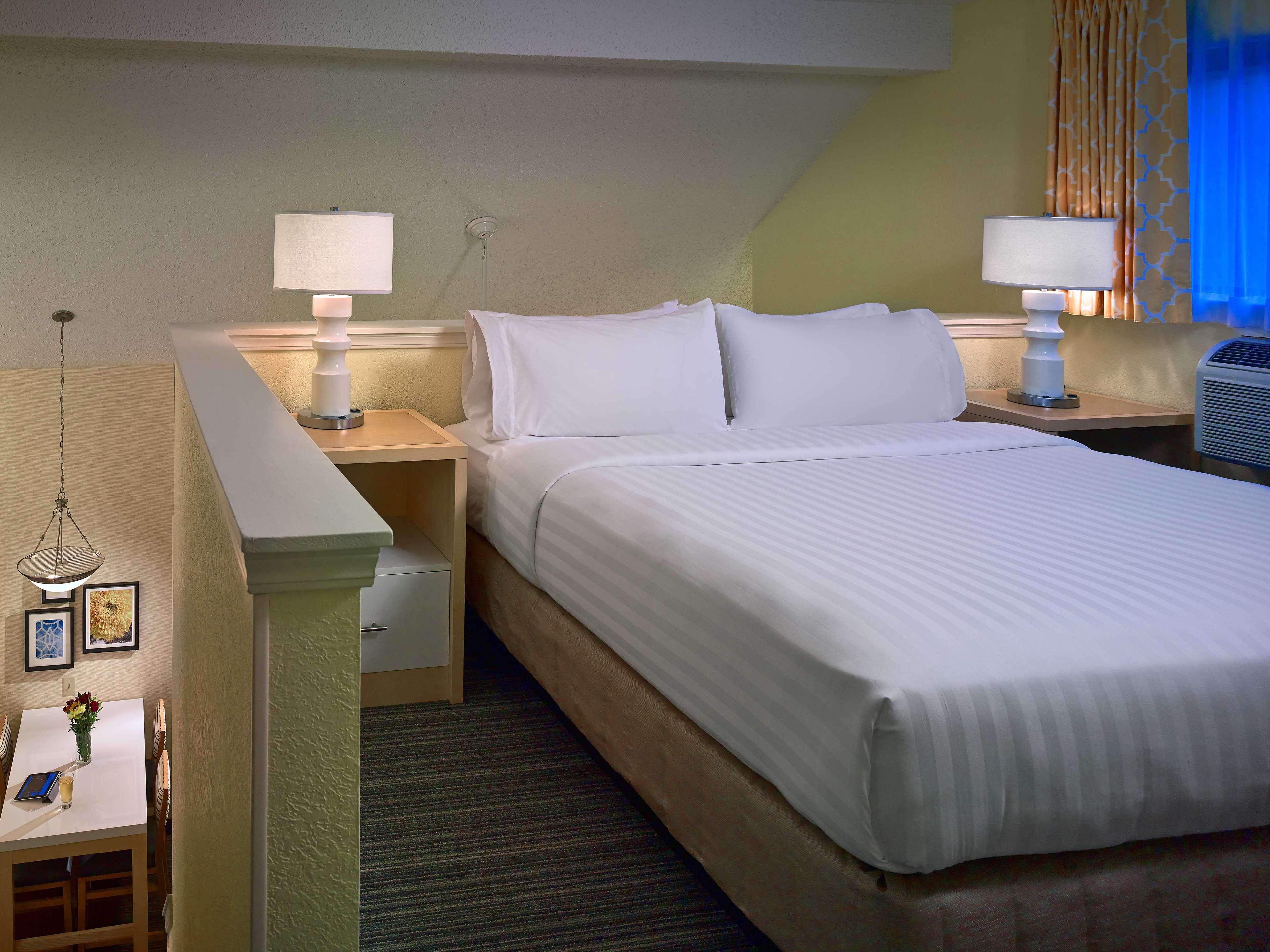 Sonesta Simply Suites Memphis East Poplar Pike Экстерьер фото