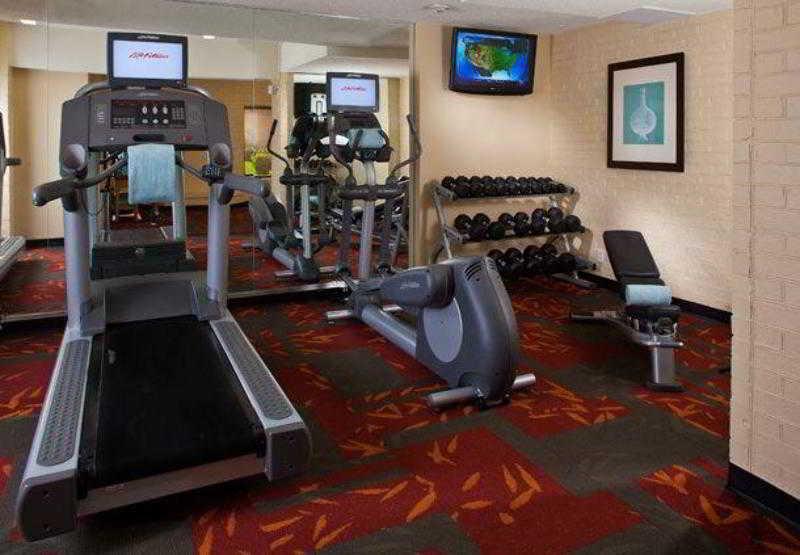 Sonesta Simply Suites Memphis East Poplar Pike Экстерьер фото