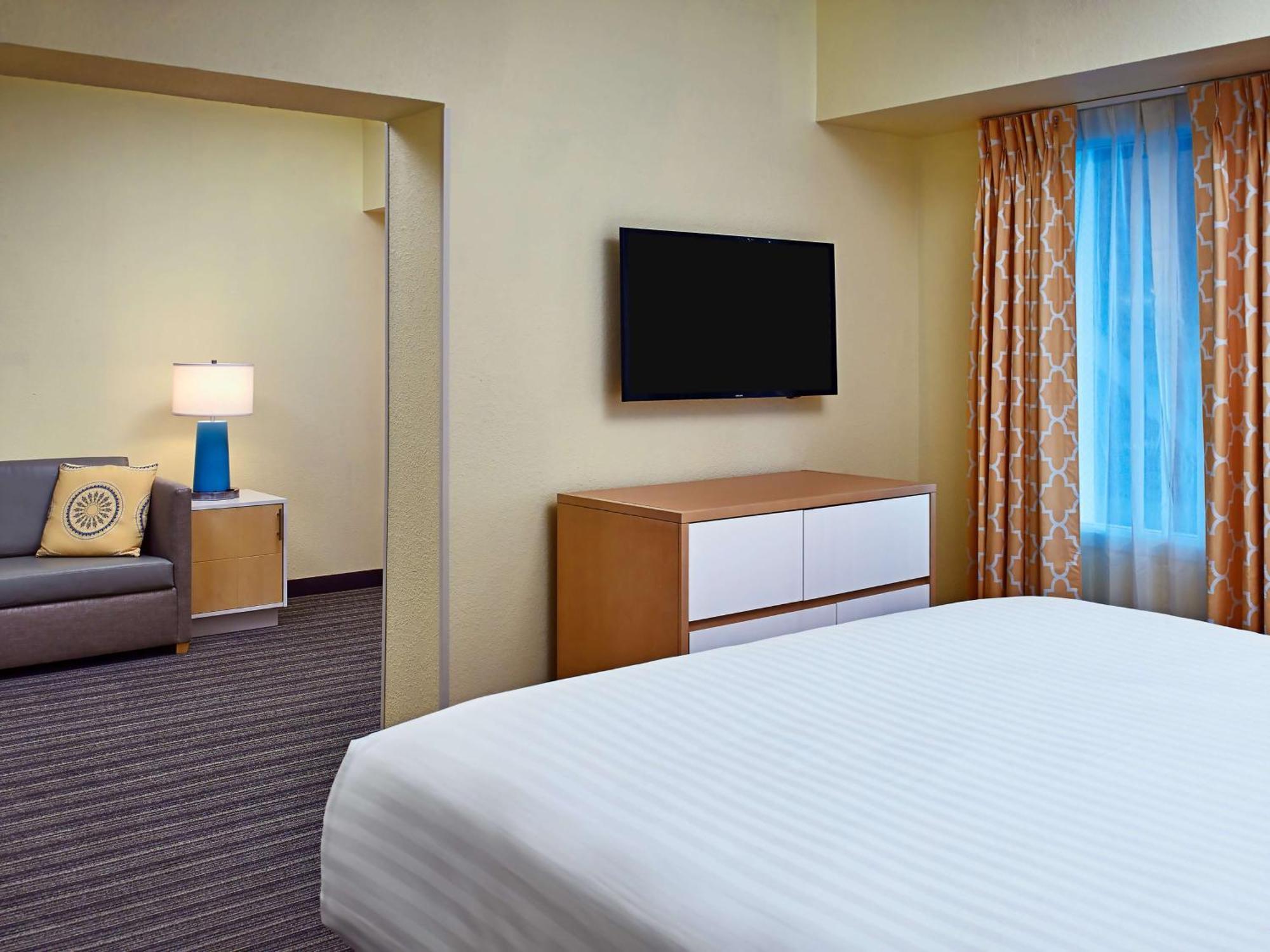 Sonesta Simply Suites Memphis East Poplar Pike Экстерьер фото