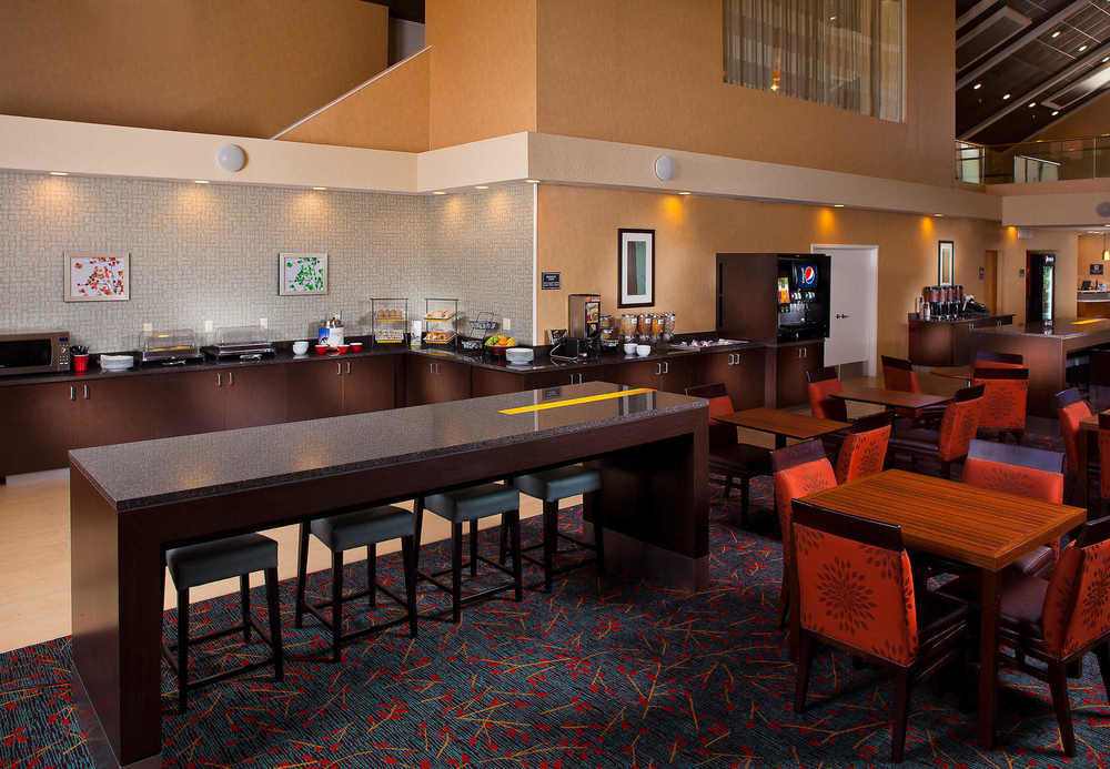 Sonesta Simply Suites Memphis East Poplar Pike Экстерьер фото