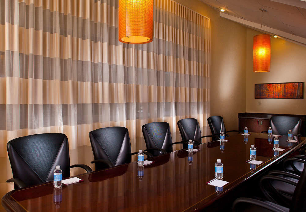Sonesta Simply Suites Memphis East Poplar Pike Экстерьер фото