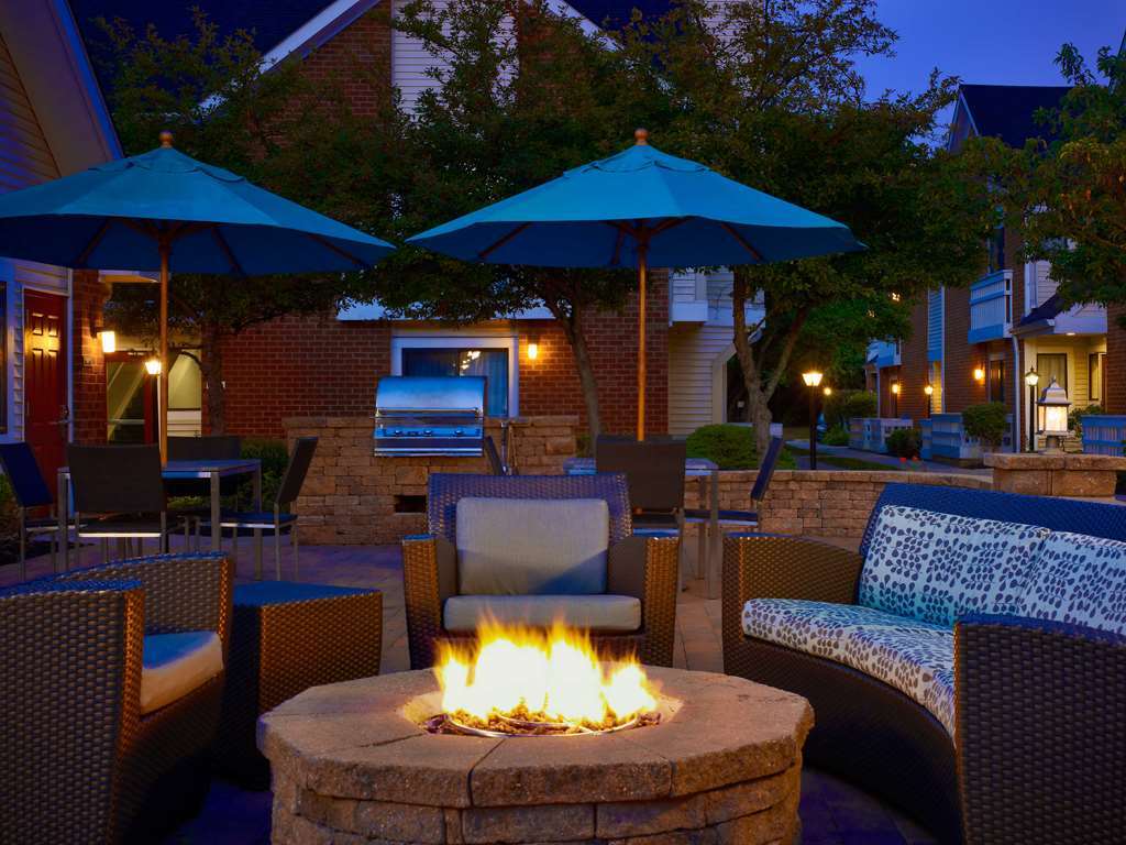 Sonesta Simply Suites Memphis East Poplar Pike Удобства фото